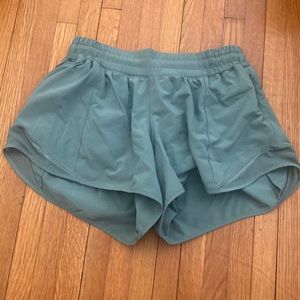 Lululemon Hotty Hot Short, 4in seam.
